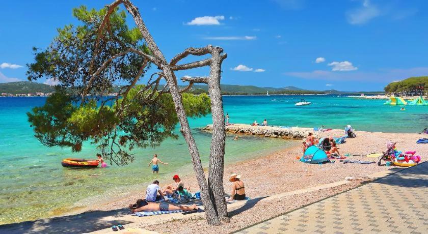 Pearl Of The Biograd Hotel Биоград на Мору Екстериор снимка