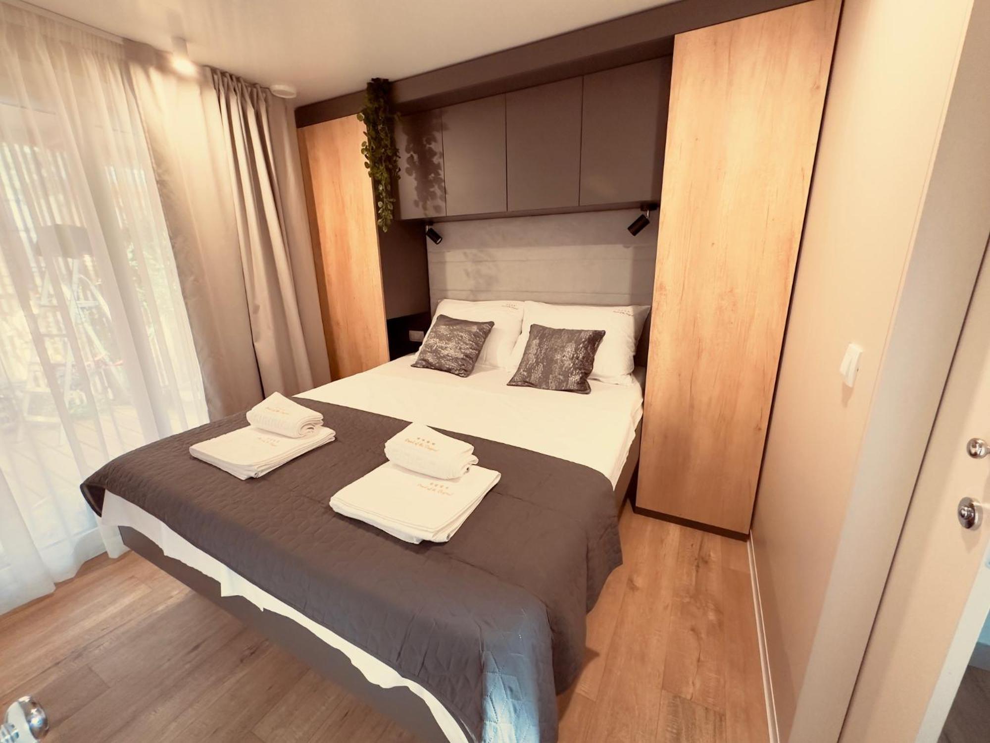 Pearl Of The Biograd Hotel Биоград на Мору Екстериор снимка
